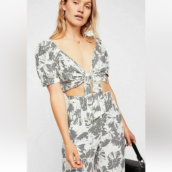 Free People Hampton top and pants Set size 2 or Xs MSRP: $148 - Picture 1 of 7